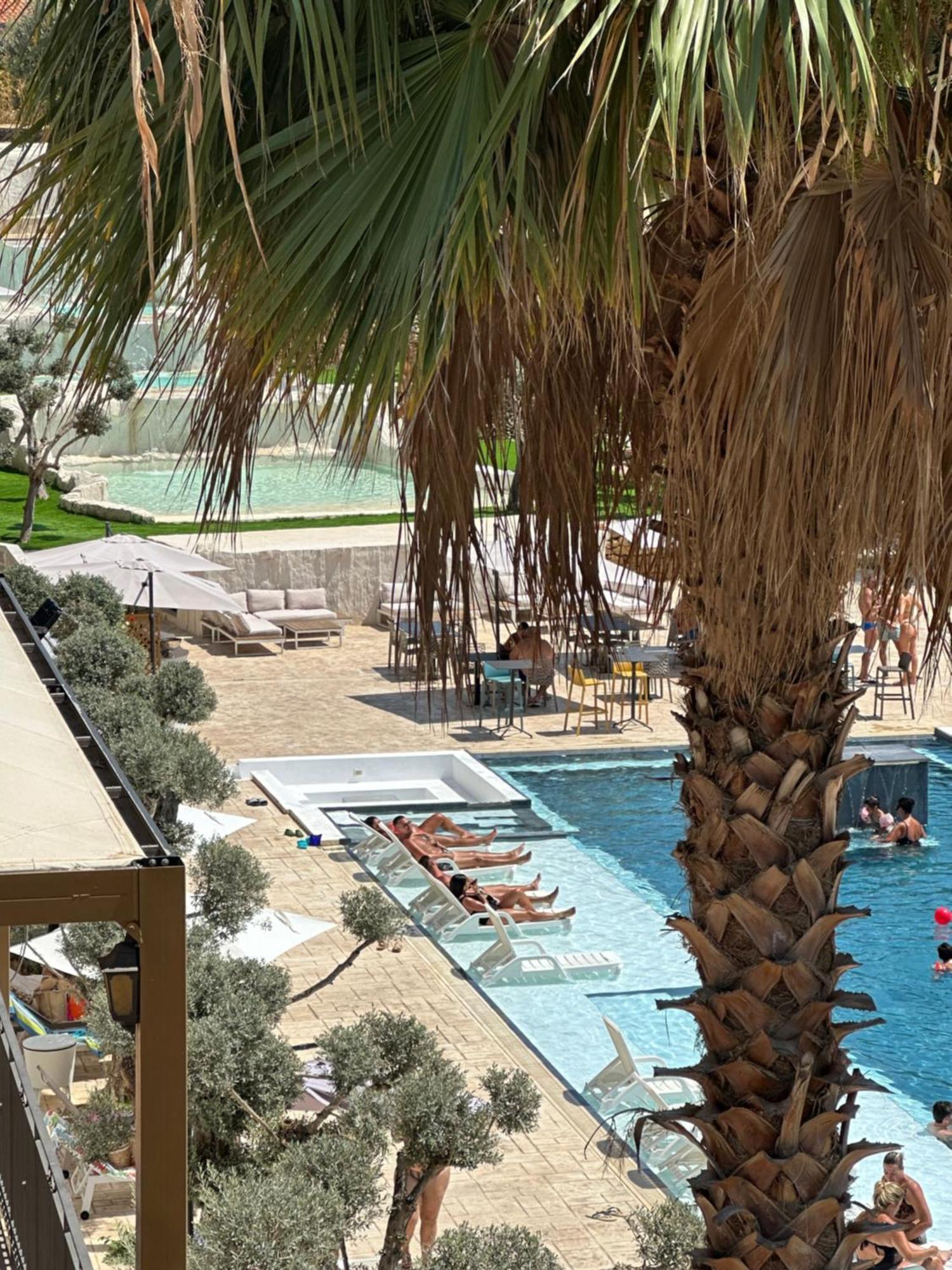Resort Al Balhara Suites & Spa パレルモ エクステリア 写真
